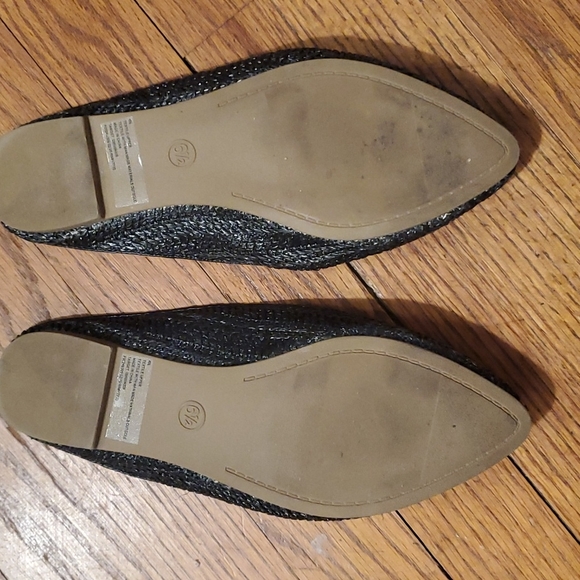 Universal Thread Rattan Flats - Picture 3 of 4